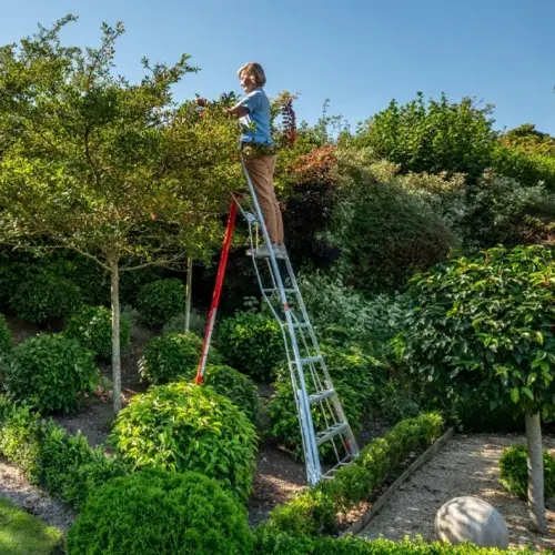 Henchman HMT300.P 10ft / 3m PRO Tripod Ladder - Fully Adjustable (150kg SWL) [Platform Height 7ft / 2.1m]